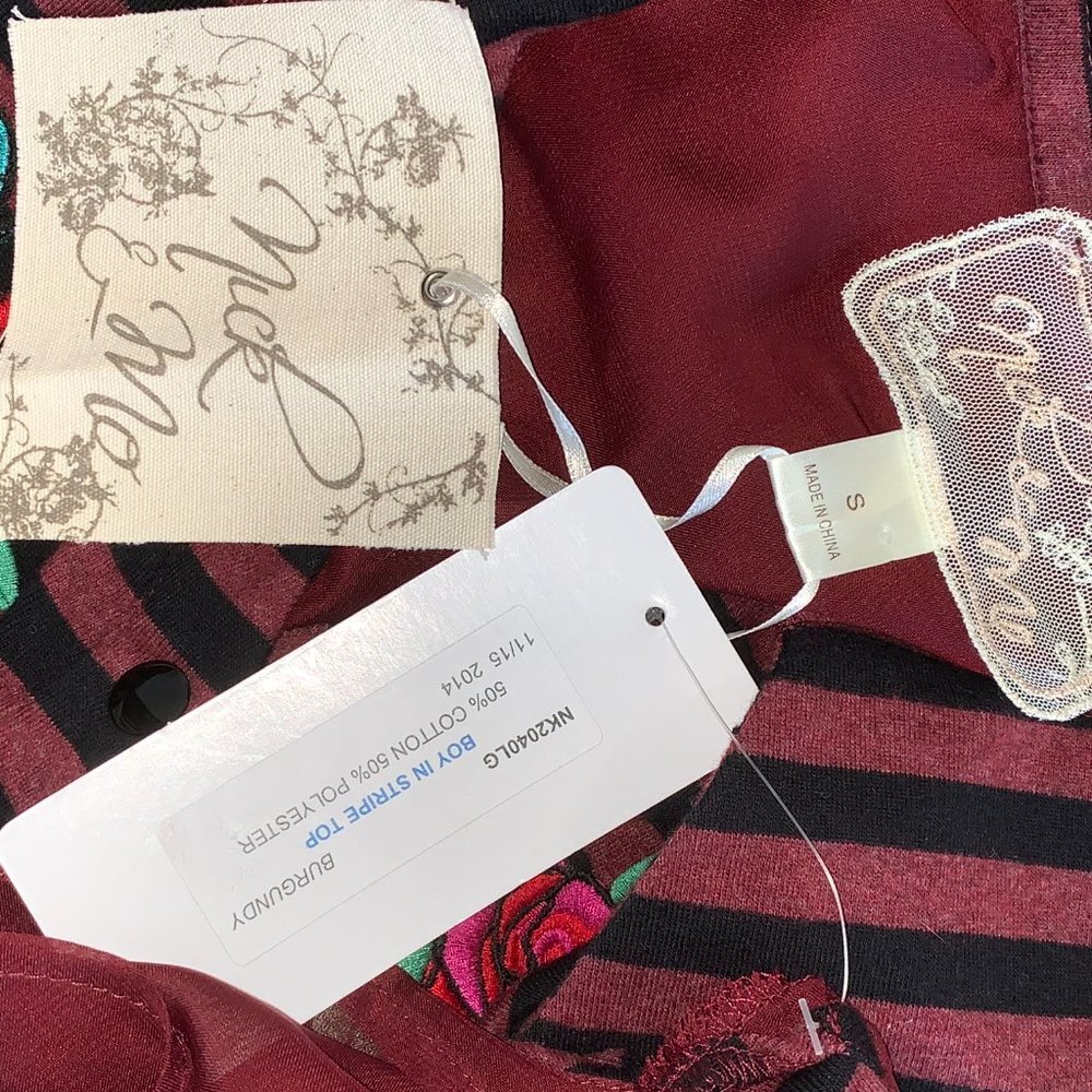 NWT - Nick & Mo Embroidered Sheer Back Top - Picture 8 of 12